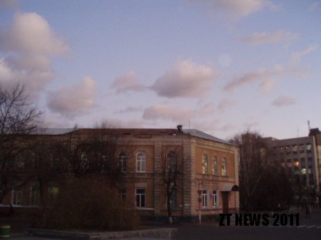 У Житомирі вітер зірвав дах з Центру дитячої творчості