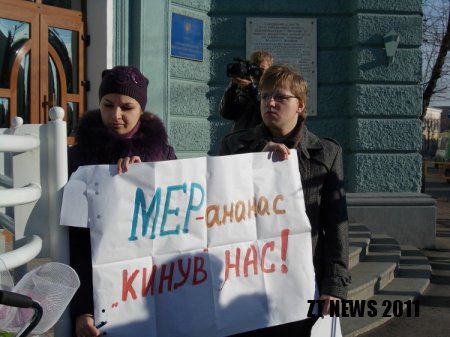 Дебою подарували велосипед від житомирян