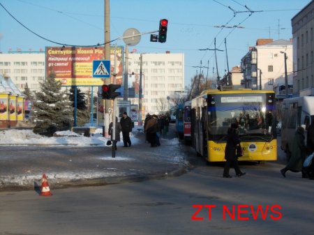 В центрі Житомира маршрутка збила пішохода ФОТО