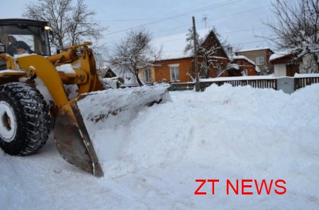 Комунальники все ж працюють