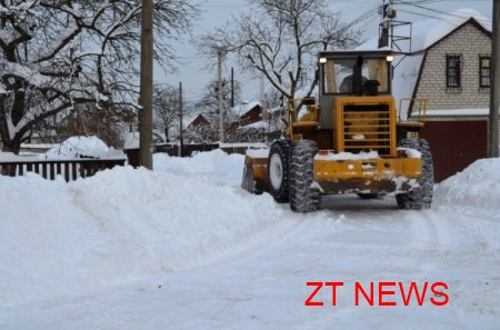 Комунальники все ж працюють