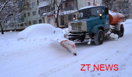 Комунальники все ж працюють