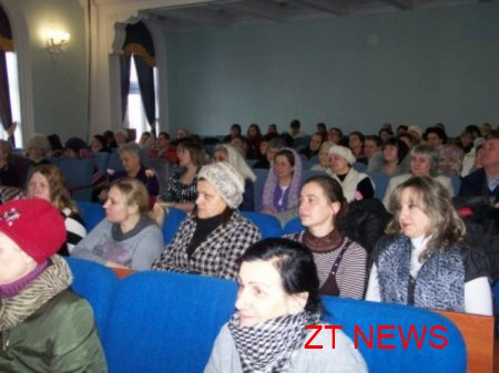 Почесне звання "Мати-героїня" сьогодні отримали 11 житомирянок