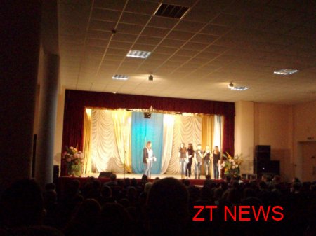 Вчора в Палаці культури відбувся міський етап міжшкільного КВК ВІДЕО