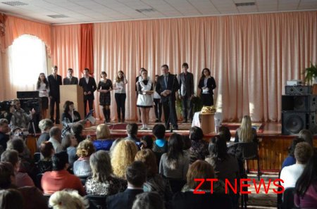 Вчора, на засіданні першого батьківського форуму міста Житомира було відзначено кращих учнів міста