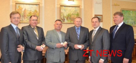 Медичні працівники їздитимуть безкоштовно на транспорті та в ліфтах