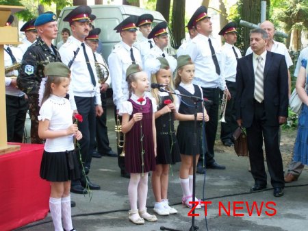 Сьогодні вшанували пам'ять героїв, і тих, хто полягли, захищаючи Житомир у 1943 році