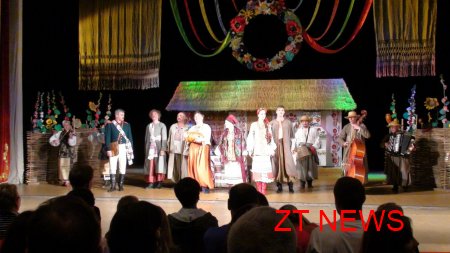 У Житомирі рівненські актори зіграли музичну комедію "Сватання на Гончарівці"