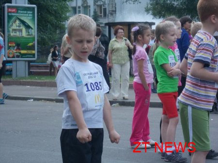24 травня в Житомирі пройшов легкоатлетичний пробіг у якому взяли участь майже півтори тисячі осіб ВІДЕО