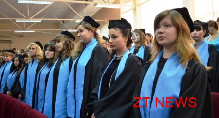 31 травня у Житомирському інституті медсестринства відбувся випуск бакалаврів, молодших спеціалістів та магістрів
