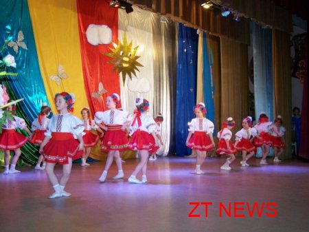 Дитяча танцювальна студія "Зоряночка" 31 травня представляла звітний концерт