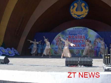 Святкування Дня захисту дітей в Житомирі ВІДЕО