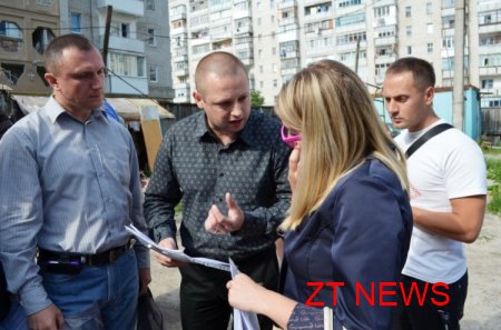 8 червня, керівники області та міста зустрілися з житомирянами-вкладниками у будівництво будинку по вул. Щорса, 155