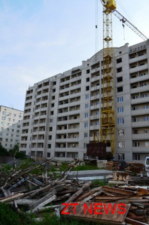 8 червня, керівники області та міста зустрілися з житомирянами-вкладниками у будівництво будинку по вул. Щорса, 155