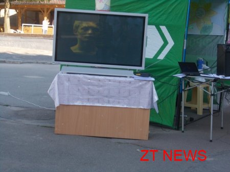 18 травня в Житомирі на захист української мови зібралося близько 50 чоловік ВІДЕО