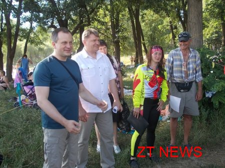 24 травня відбулося підведення підсумків спортивних змагань та вручення нагород переможцям змагань із туризму, пляжного футболу та волейболу ВІДЕО