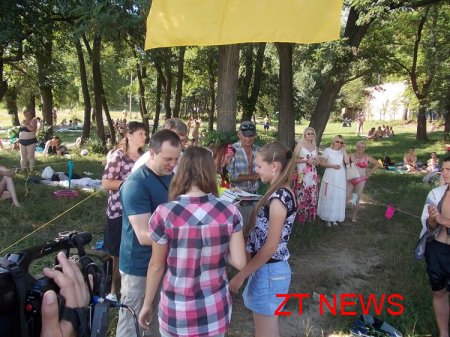 24 травня відбулося підведення підсумків спортивних змагань та вручення нагород переможцям змагань із туризму, пляжного футболу та волейболу ВІДЕО