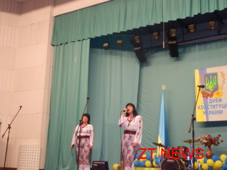 26 червня напередодні Дня Конституції України у приміщені телецентру відбулося урочисте засідання