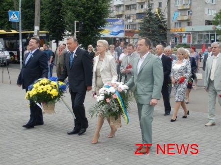 В Житомирі святкують День Конституції