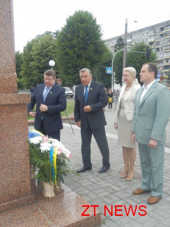 В Житомирі святкують День Конституції