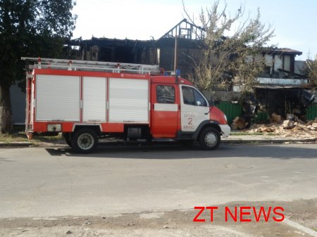 Через пожежу в майстерні, згорів житловий будинок