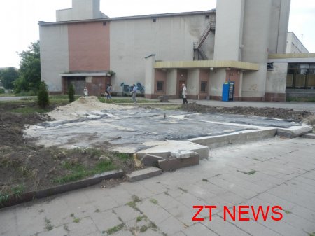 В Житомирі почали робити пам`ятник морозиву