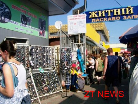 Боротьба зі стихійною торгівлею в Житомирі продовжується