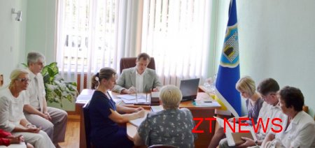 Доведені до відчаю підприємством мешканці будинків по вул. Ціолковського звернулися до міського голови