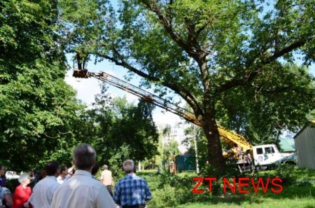 Міський голова оглянув ремонтні роботи житлового фонду по вул. Черняховського