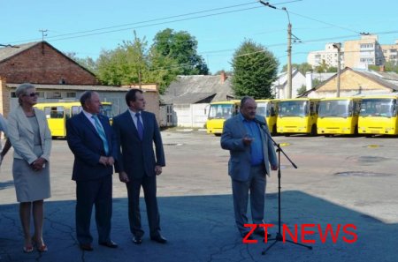 КП ЖТТУ отримало "Богдани", які будуть перевозити людей на маршрутах 3 та 8