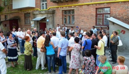 В Житомирі триває капремонт житлового фонду