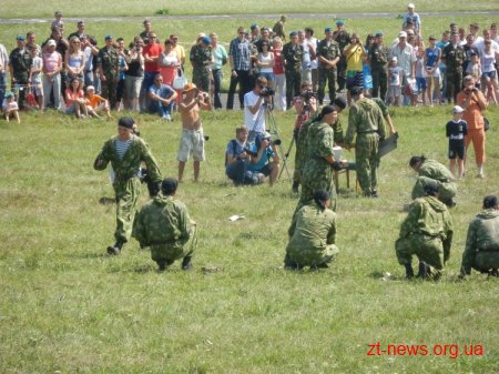 4 серпня у Житомирі відзначили 82 річницю створення повітрянодесантних військ ВІДЕО