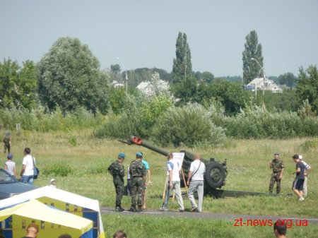 4 серпня у Житомирі відзначили 82 річницю створення повітрянодесантних військ ВІДЕО
