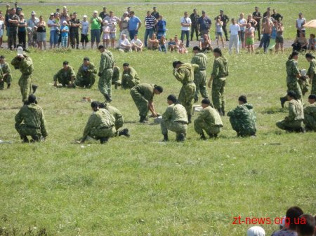 4 серпня у Житомирі відзначили 82 річницю створення повітрянодесантних військ ВІДЕО