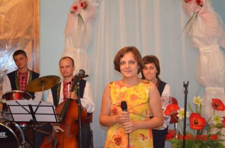 Майже 30 учасників беруть участь у конкурсі авторських пісень та поезії про місто Житомир ВІДЕО
