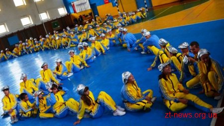 Міський голова зустрівся з учасниками Майдансу на фінальній репетиції