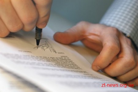 Роботодавців планують заохотити брати на роботу молодь і людей передпенсійного віку