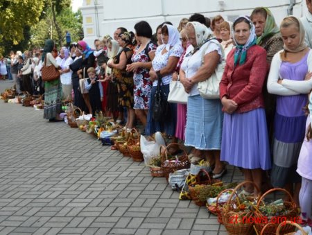 Вчора житомиряни відзначали Яблучний Спас