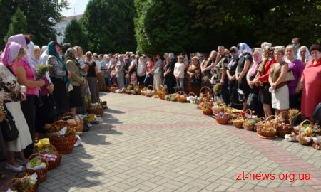 Вчора житомиряни відзначали Яблучний Спас