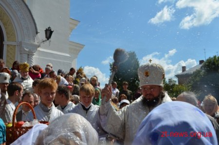 Вчора житомиряни відзначали Яблучний Спас