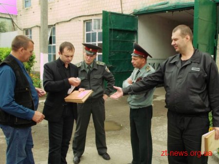 Члени спостережної комісії перевірили умови праці засуджених в виправній колонії №4
