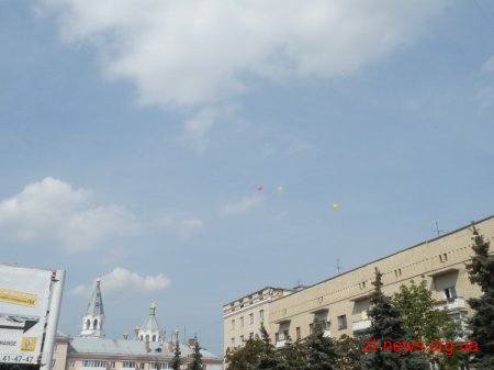 В День незалежності України вперше в Житомирі пройшов парад вишиванок ВІДЕО