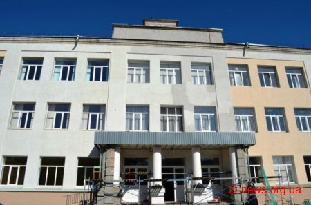Міський голова оглянув готовність спортивних майданчиків зі штучним покриттям