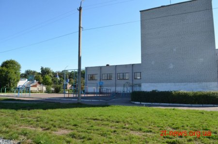 Міський голова оглянув готовність спортивних майданчиків зі штучним покриттям