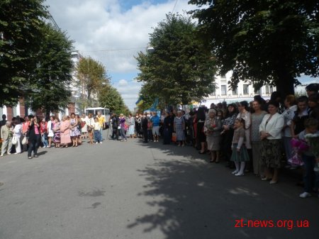 У Житомирі урочисто відкрили музичну школу №1 імені Бориса Лятошинського ВІДЕО