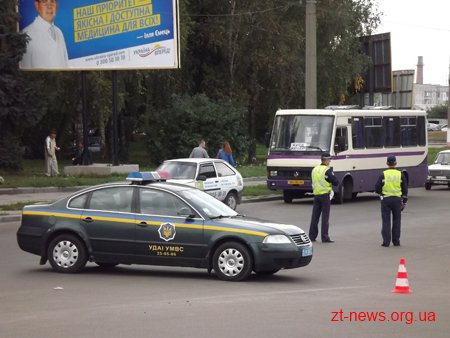 Підозріла поштова посилка виявилась перукарською машинкою Підозріла поштова посилка виявилась перукарською машинкою