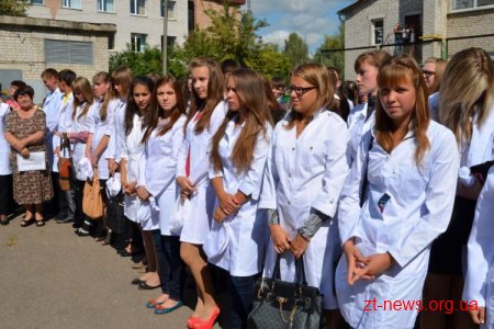 31 серпня керівники міста та області завітали до Житомирського інституту медсестринства на урочисту посвяту першокурсників