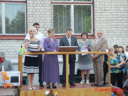 1 вересня Володимир Дебой прийшов на урочисту лінійку в житомирський ліцей №25
