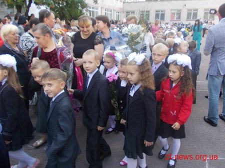 1 вересня Володимир Дебой прийшов на урочисту лінійку в житомирський ліцей №25