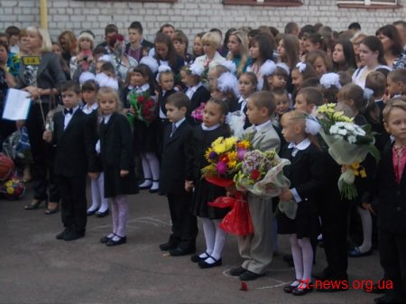 1 вересня Володимир Дебой прийшов на урочисту лінійку в житомирський ліцей №25